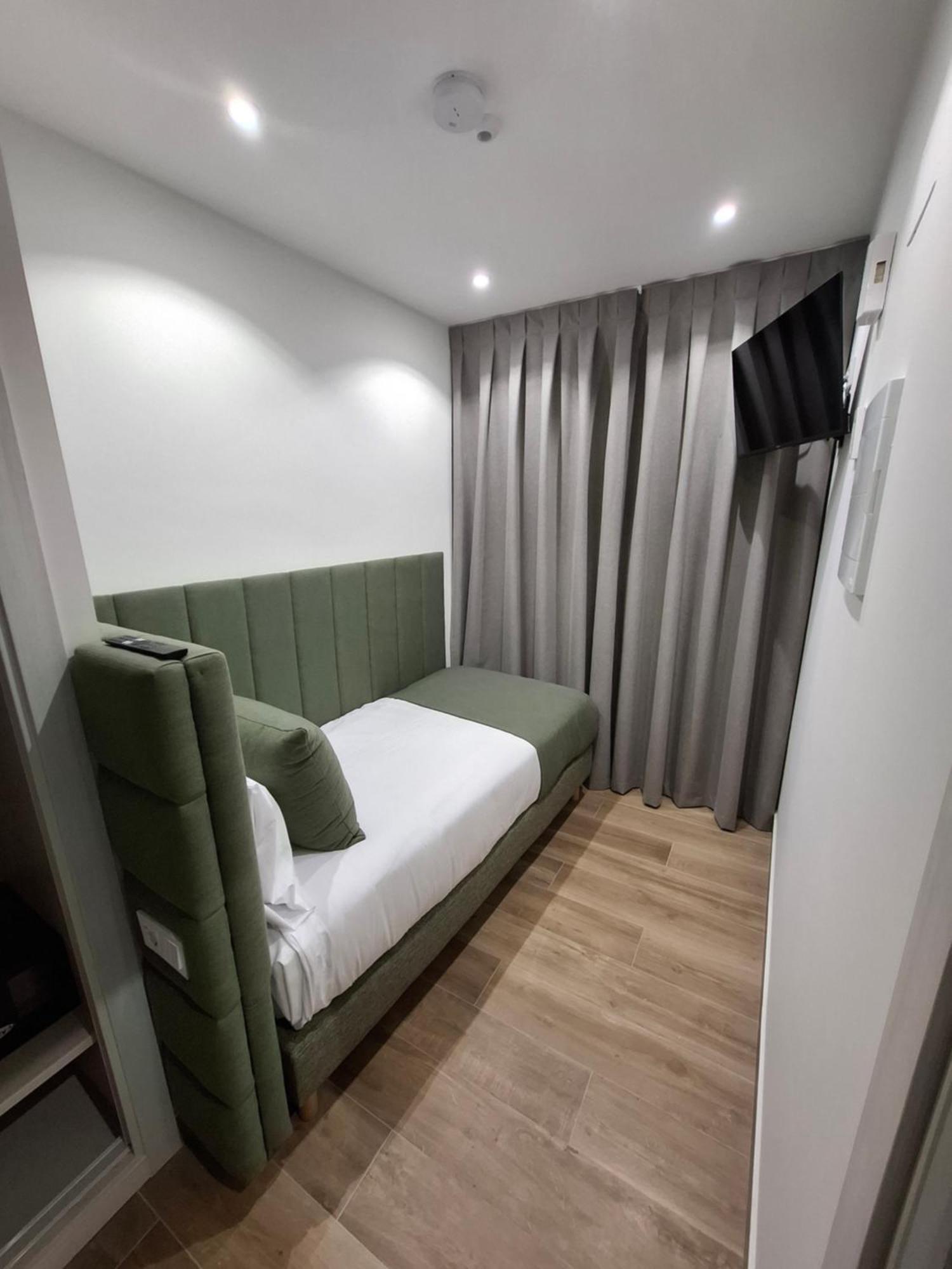 Hostal San Blas Madrid Ngoại thất bức ảnh